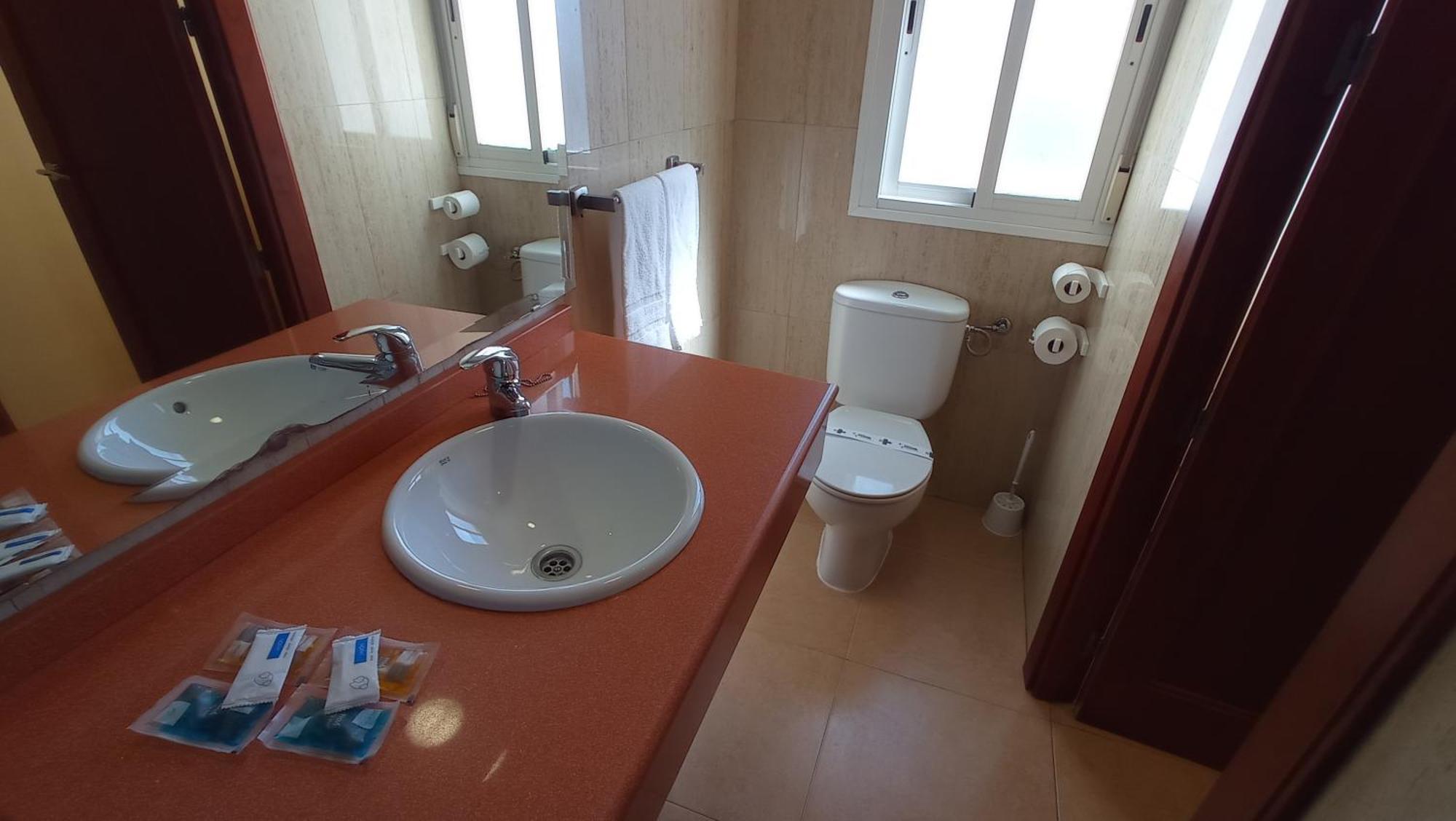 Pension Restaurante Casablanca Torreperogil 部屋 写真